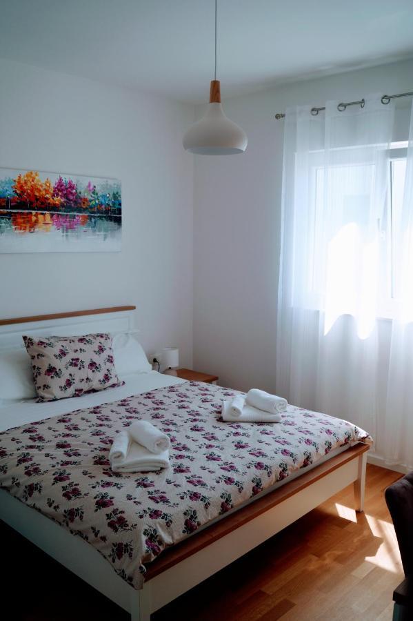 Apartment Ivona With Beautiful Seaview マカルスカ エクステリア 写真